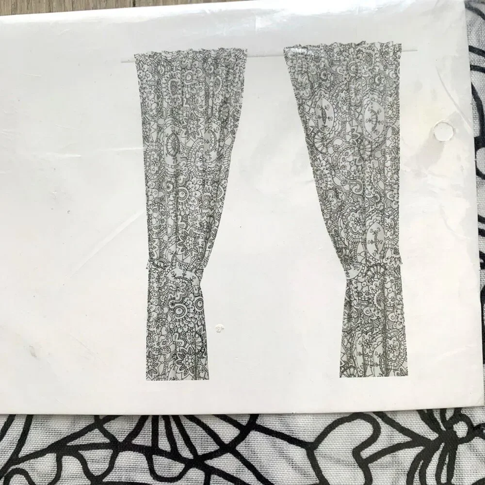 IKEA vanskaplig curtains